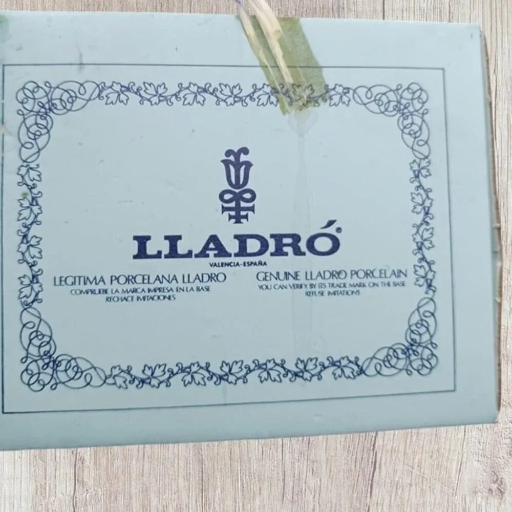 Lladro christmas bell 1988 depicting santa & sleight and reindeer